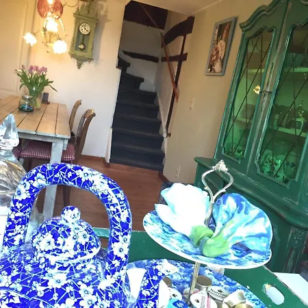 Puurteuven Tussen Kunst En Bed & Breakfast